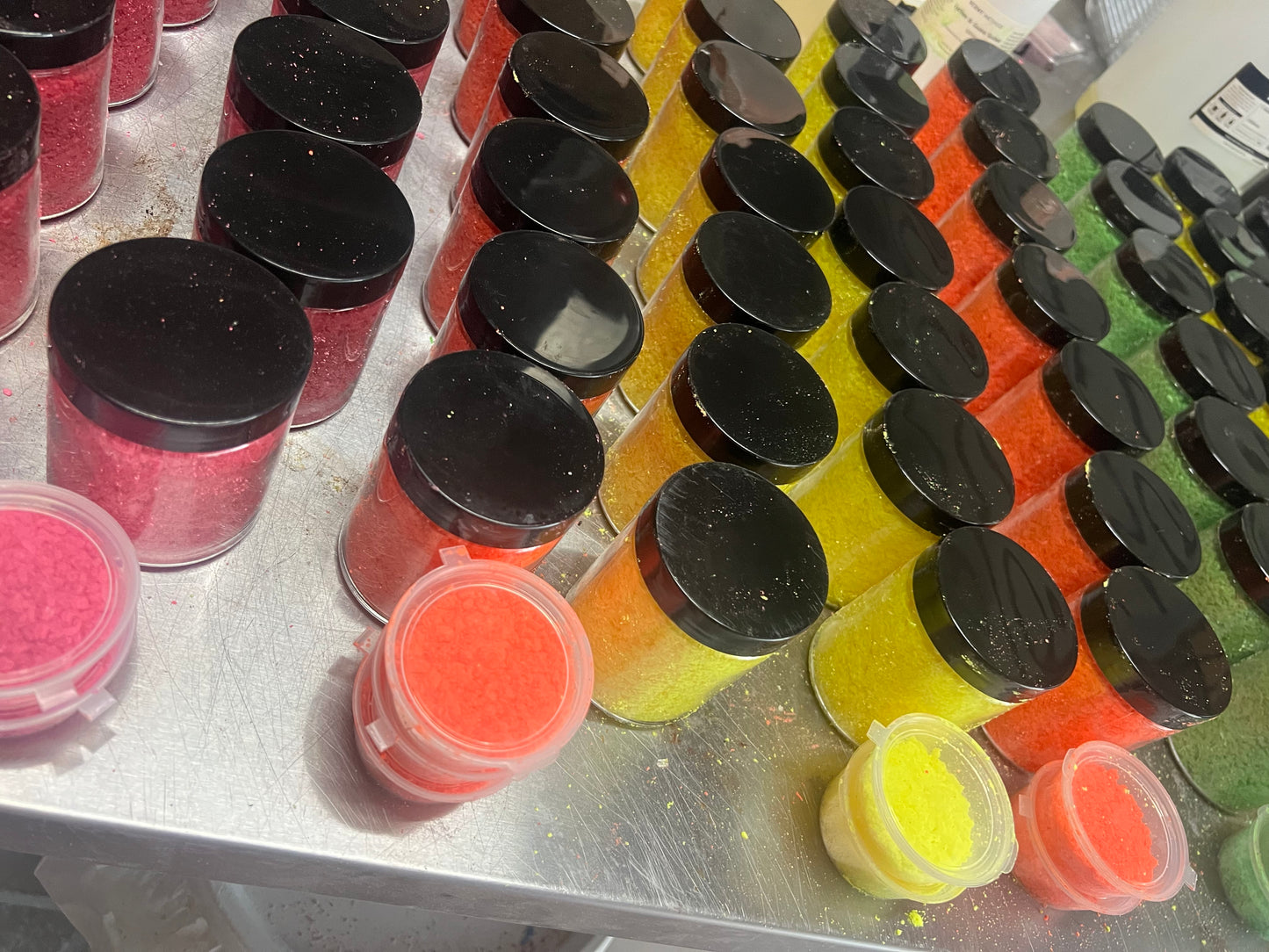 Coloured bath salts