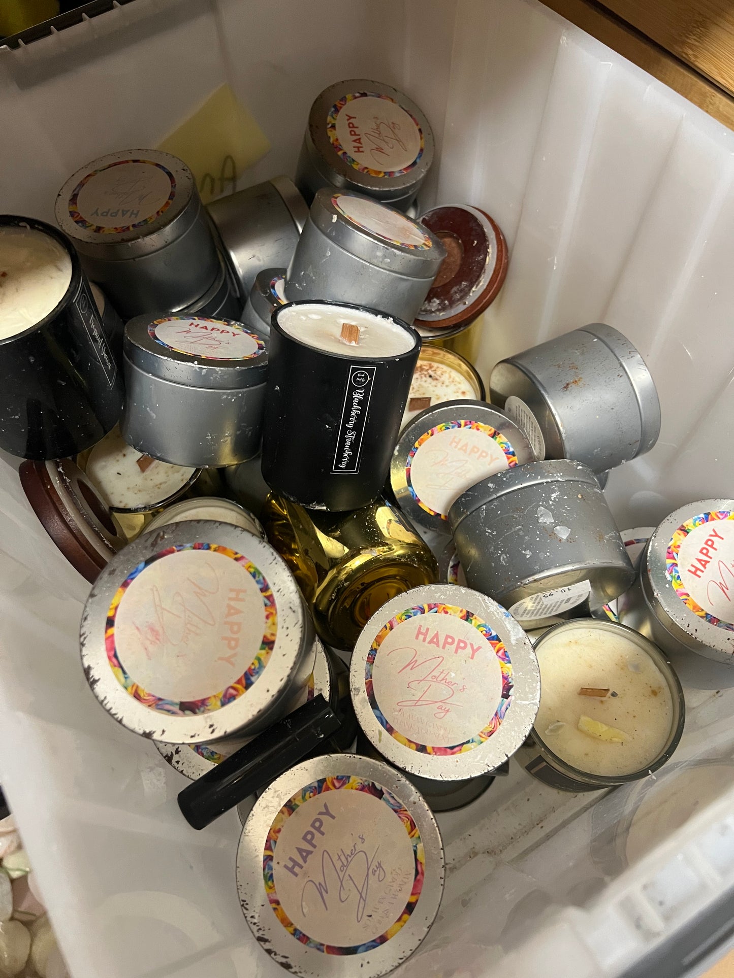 Older style candles will discount to $3 at checkout