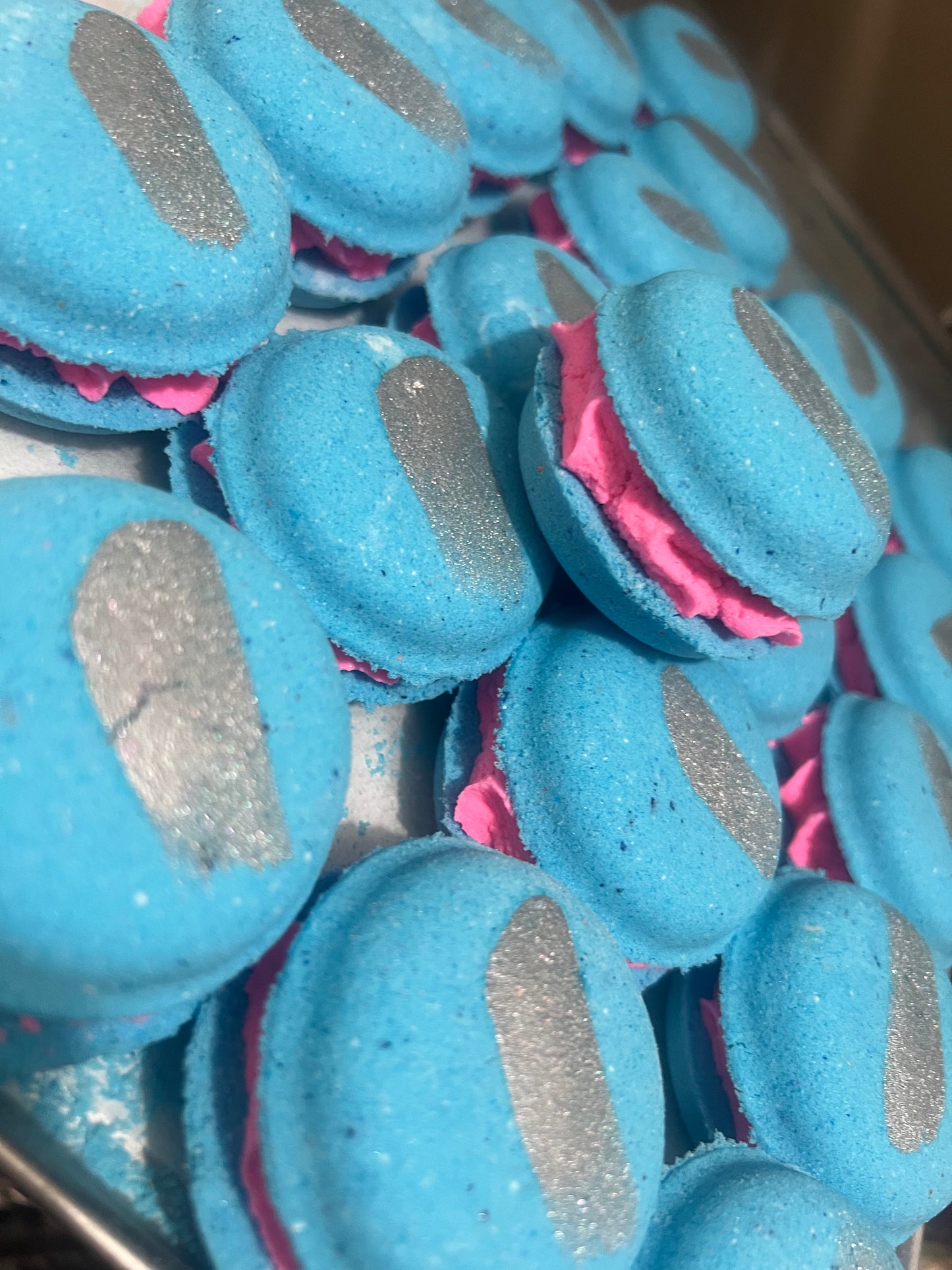 Macaroon Bath bomb